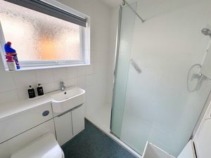 Richard Avenue- click for photo gallery